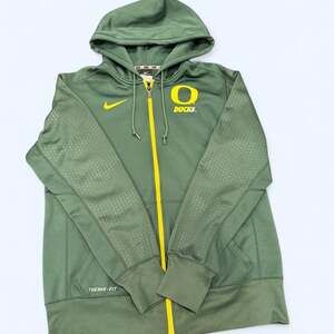 Nike Oregon Ducks Therma-FIT Full Zip Hoodie Green Yellow